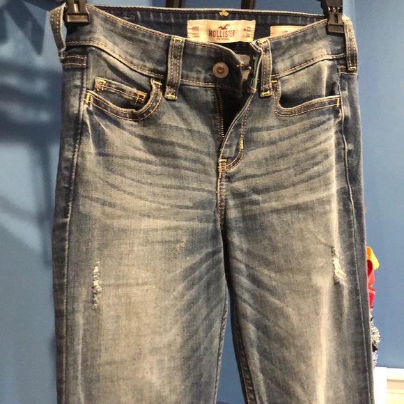 Hollister Flare Jeans 23 Waist, 34 Length, distressed - Picture 1 of 2